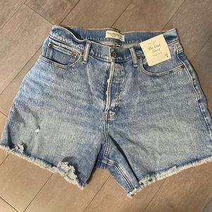Abercrombie Denim “The Dad Short”